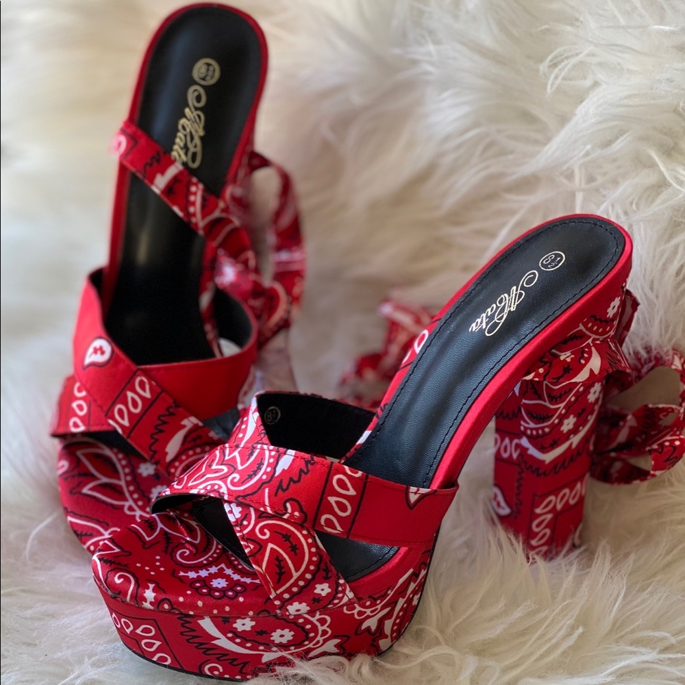 Red bandanna print open toe  ankle strap heels